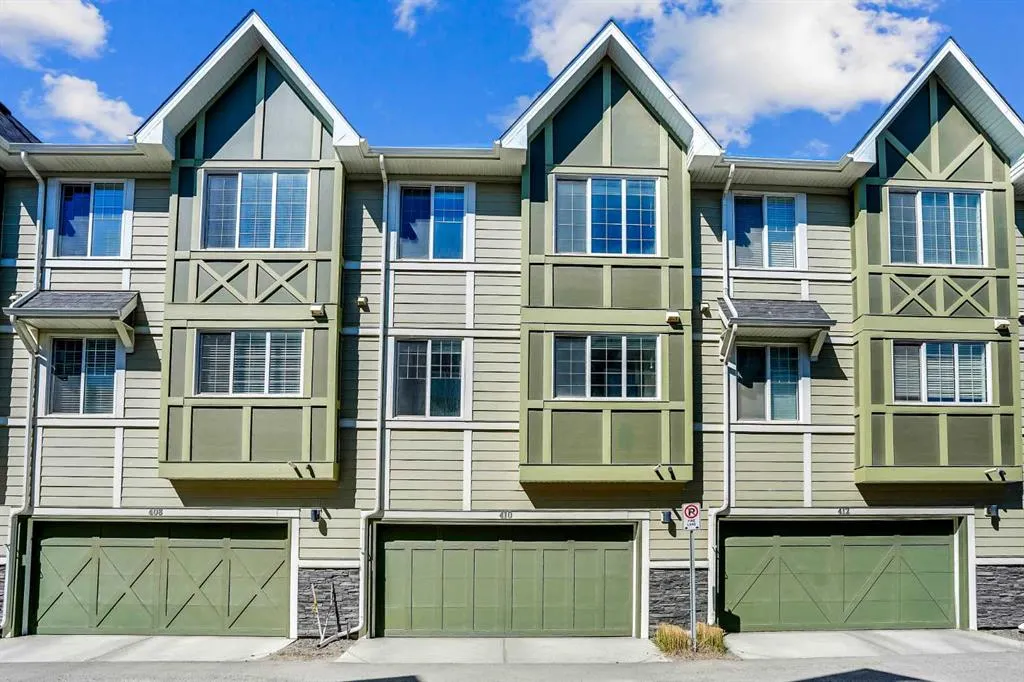 410 Nolanlake Villas NW