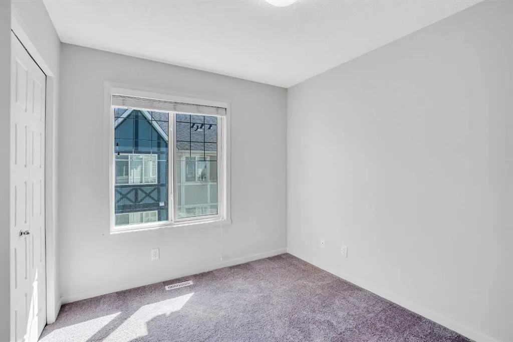 410 Nolanlake Villas NW