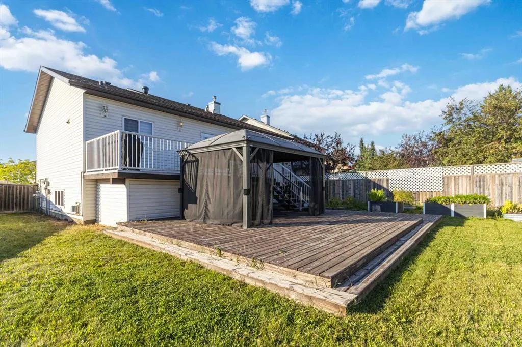 129 Pickles Crescent