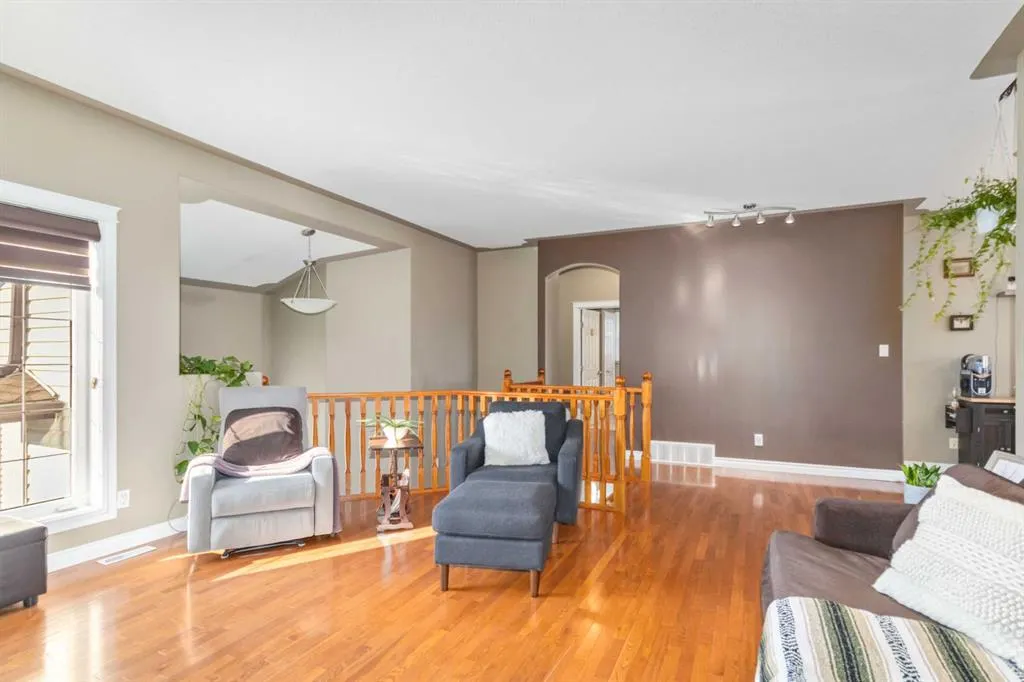 129 Pickles Crescent
