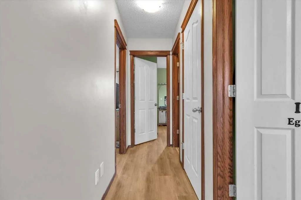 86 Silverado Range Heights SW