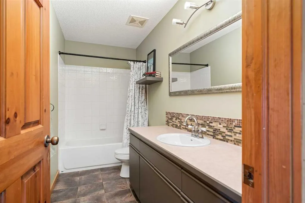 122 Hidden Creek Heights NW