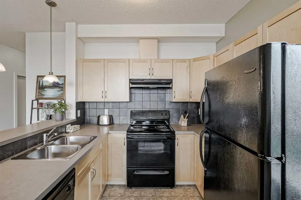 540 5 Avenue NE, #301