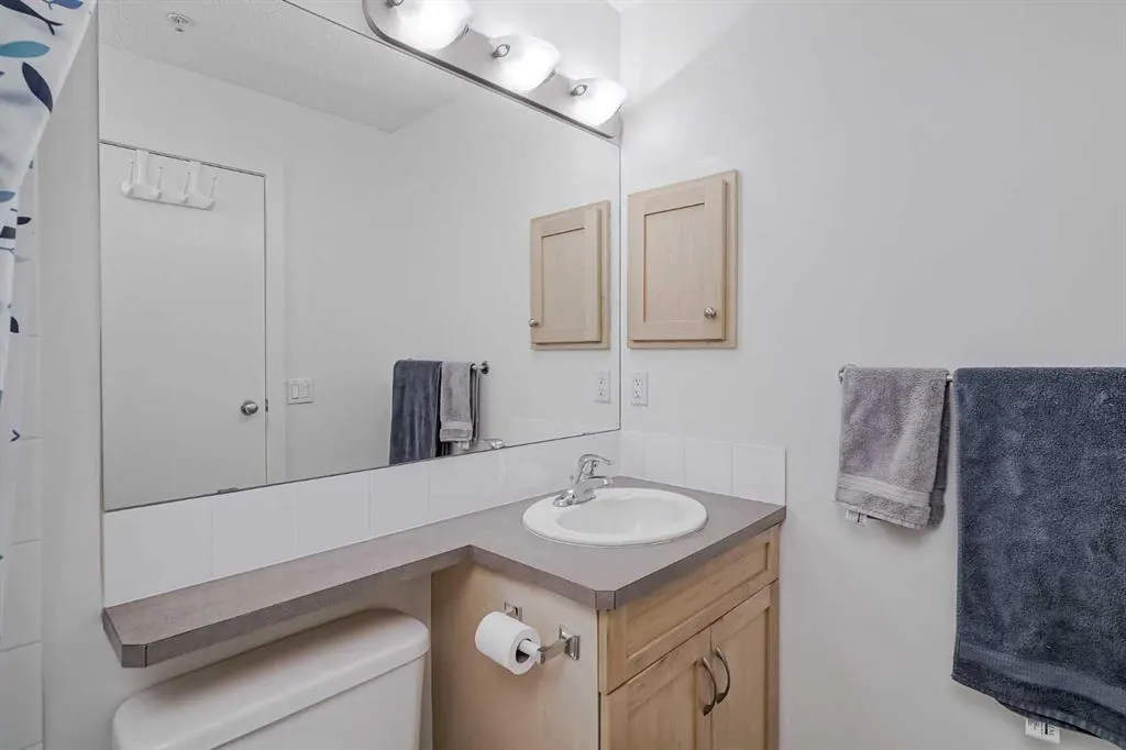 540 5 Avenue NE, #301