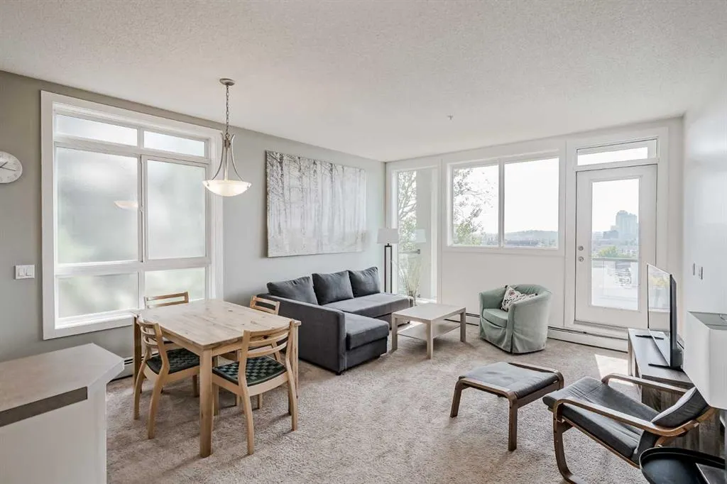 540 5 Avenue NE, #301