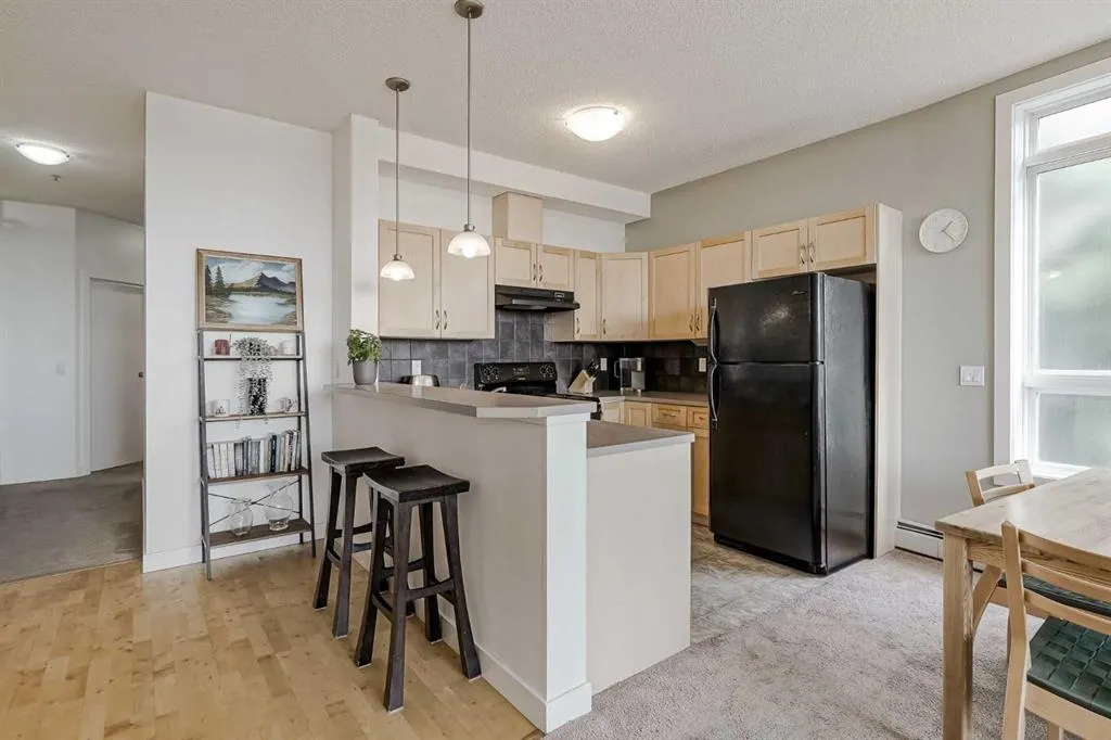 540 5 Avenue NE, #301