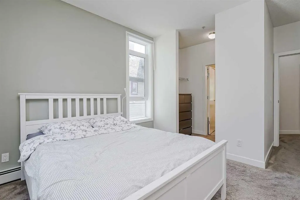 540 5 Avenue NE, #301
