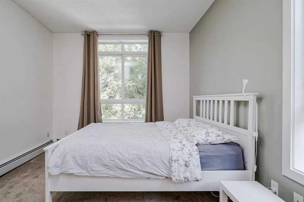540 5 Avenue NE, #301