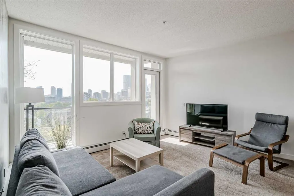 540 5 Avenue NE, #301