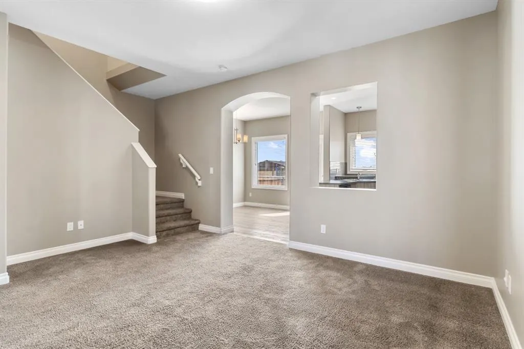 7 Crestview Boulevard