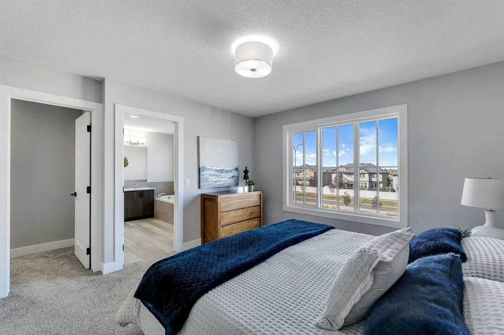 1209 Chinook Gate Bay SW