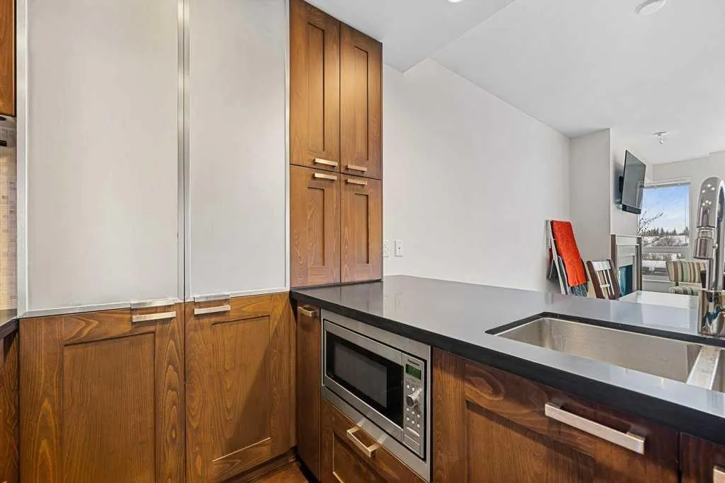 222 Riverfront Avenue SW, #812