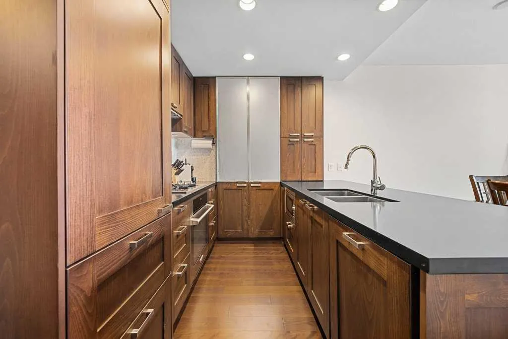 222 Riverfront Avenue SW, #812