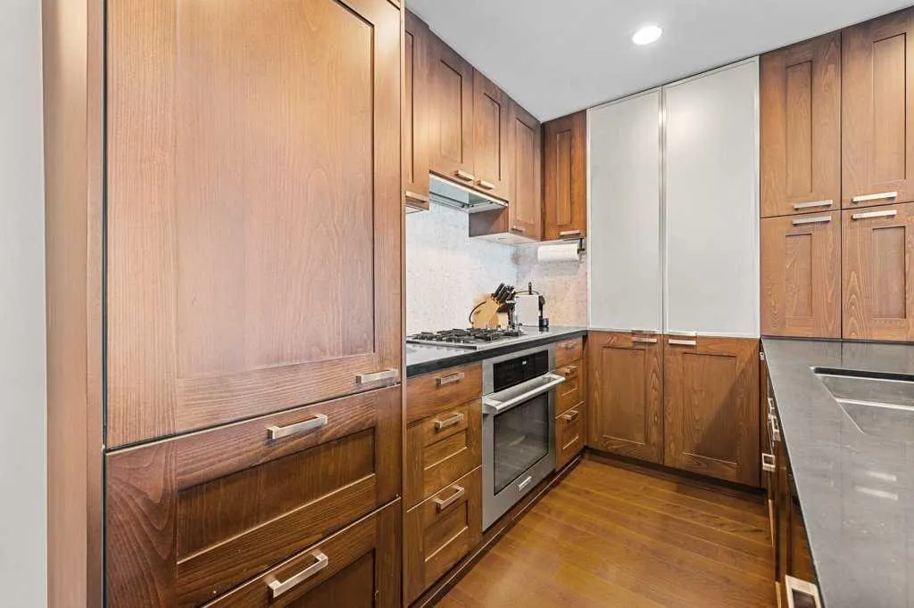 222 Riverfront Avenue SW, #812