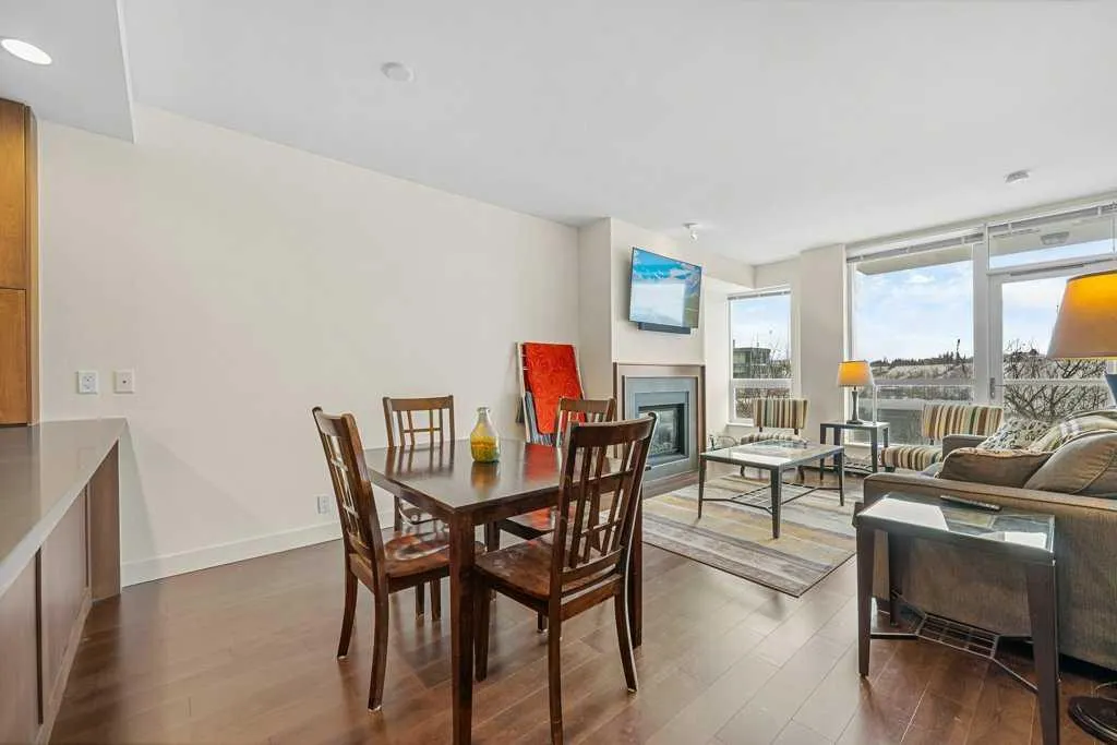222 Riverfront Avenue SW, #812