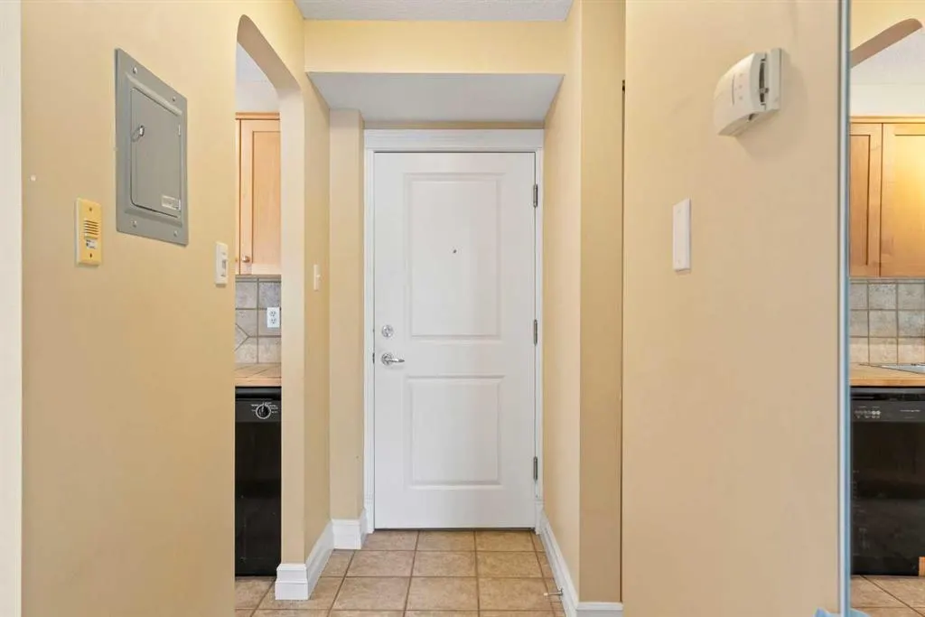 920 Royal Avenue SW, #204
