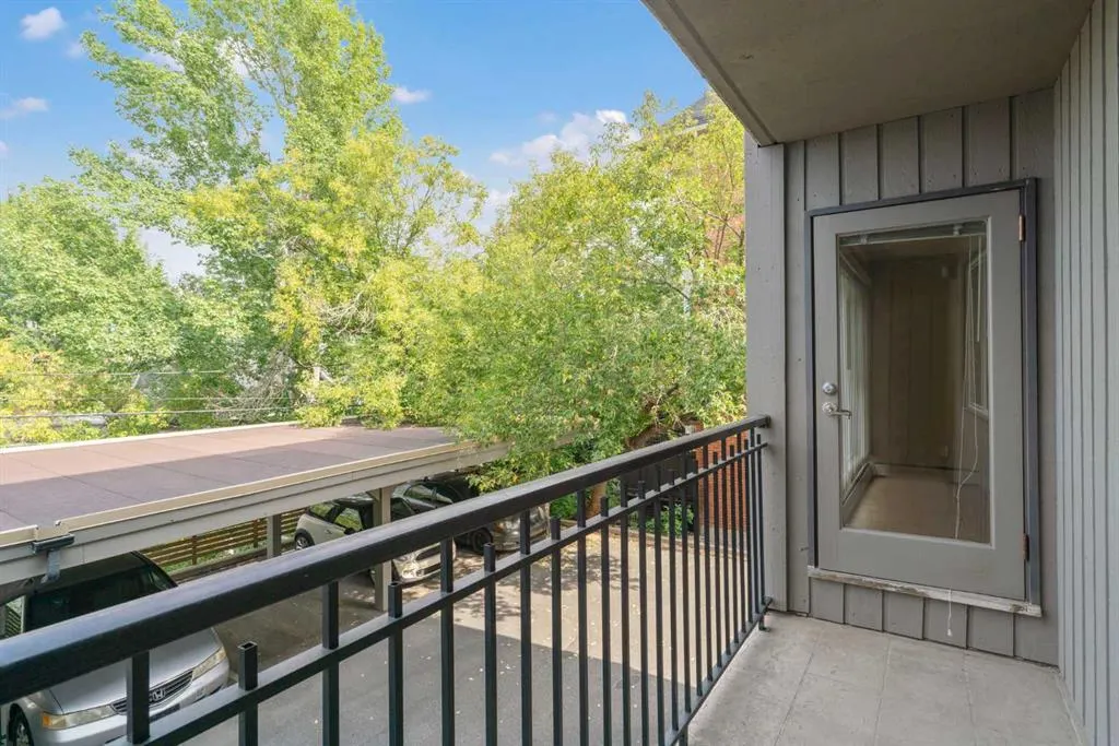 920 Royal Avenue SW, #204