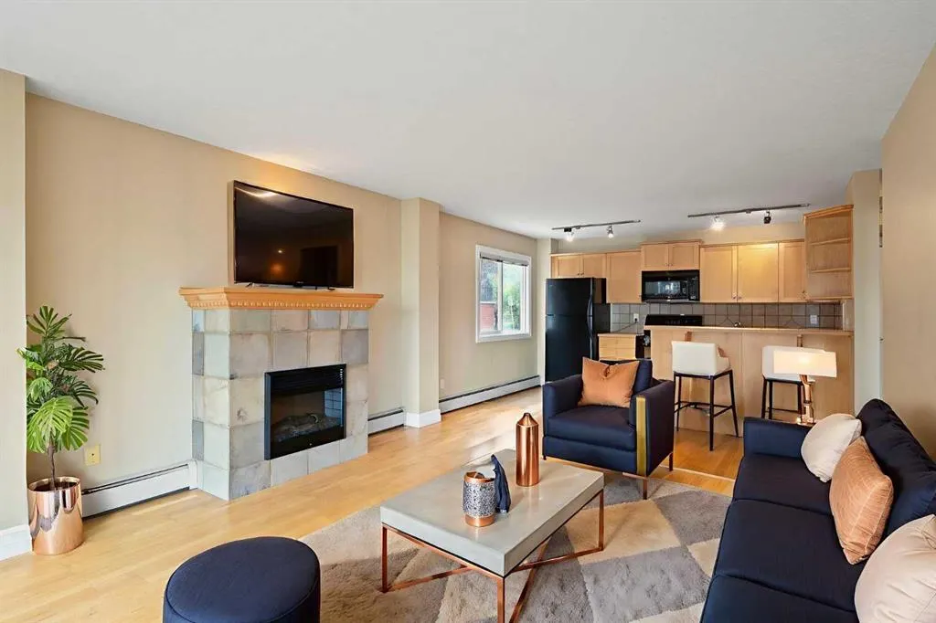 920 Royal Avenue SW, #204