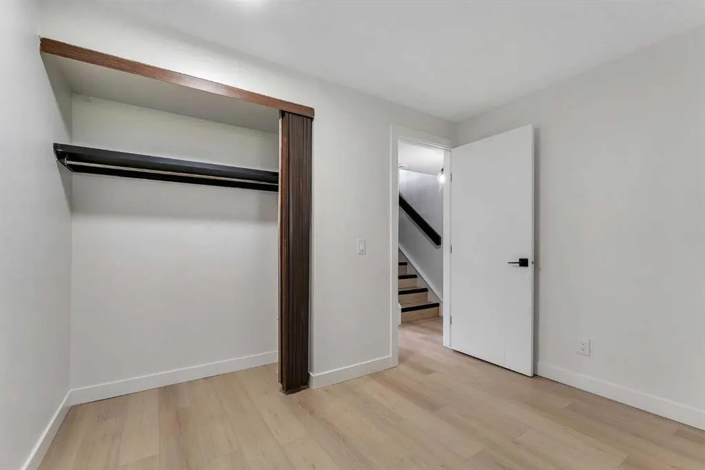 105 Pinemont Bay NE