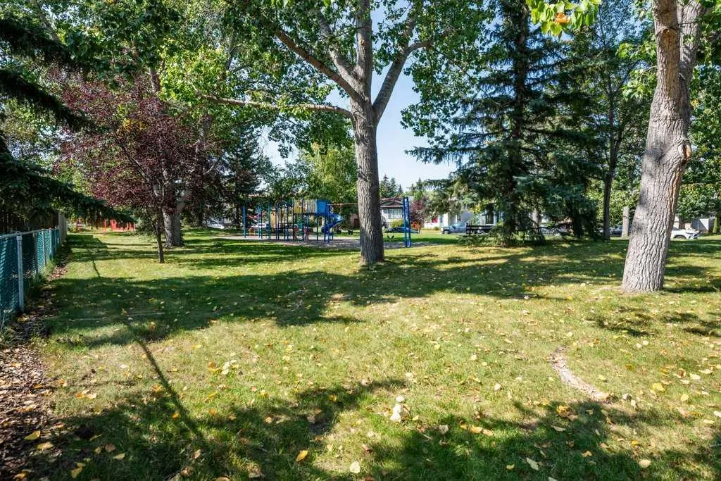 39 Shawglen Place SW