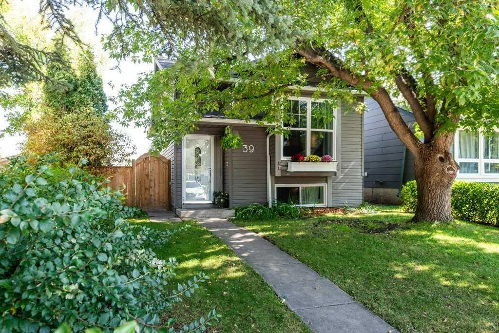 39 Shawglen Place SW