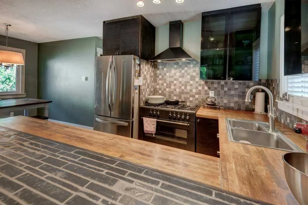 39 Shawglen Place SW