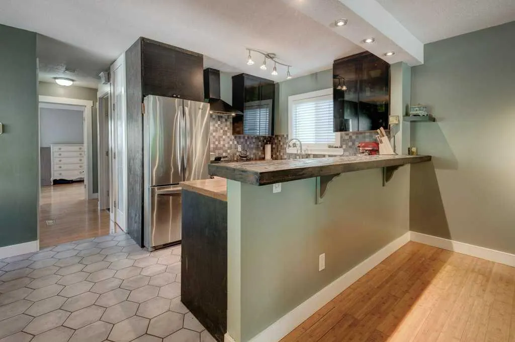 39 Shawglen Place SW