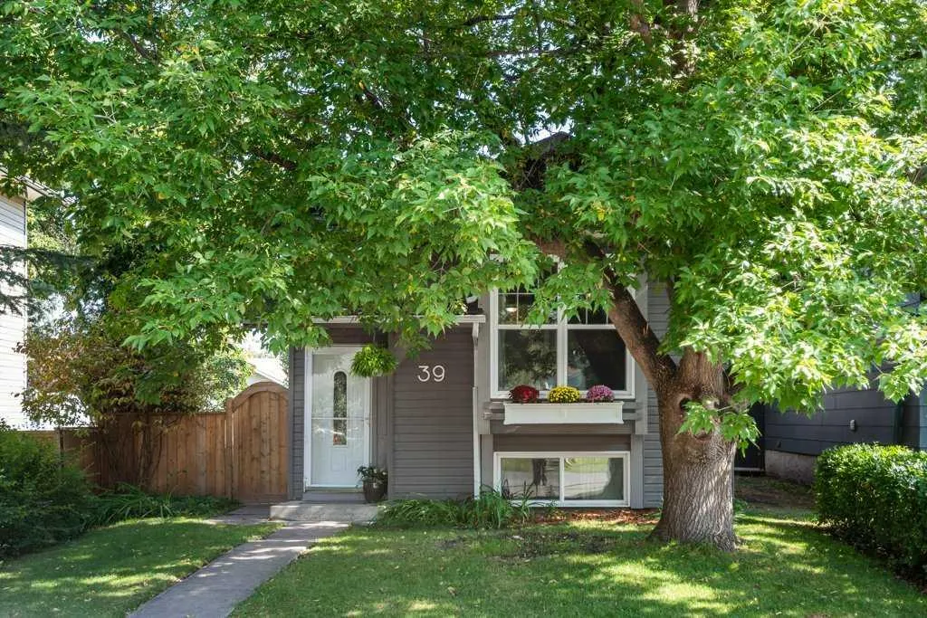 39 Shawglen Place SW