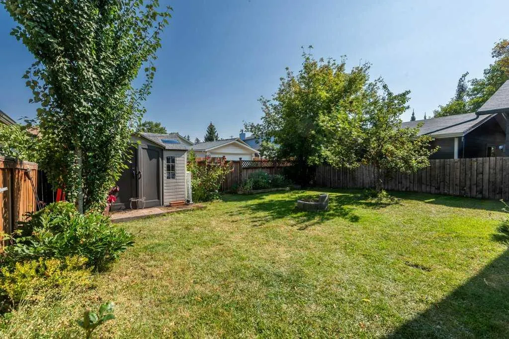 39 Shawglen Place SW