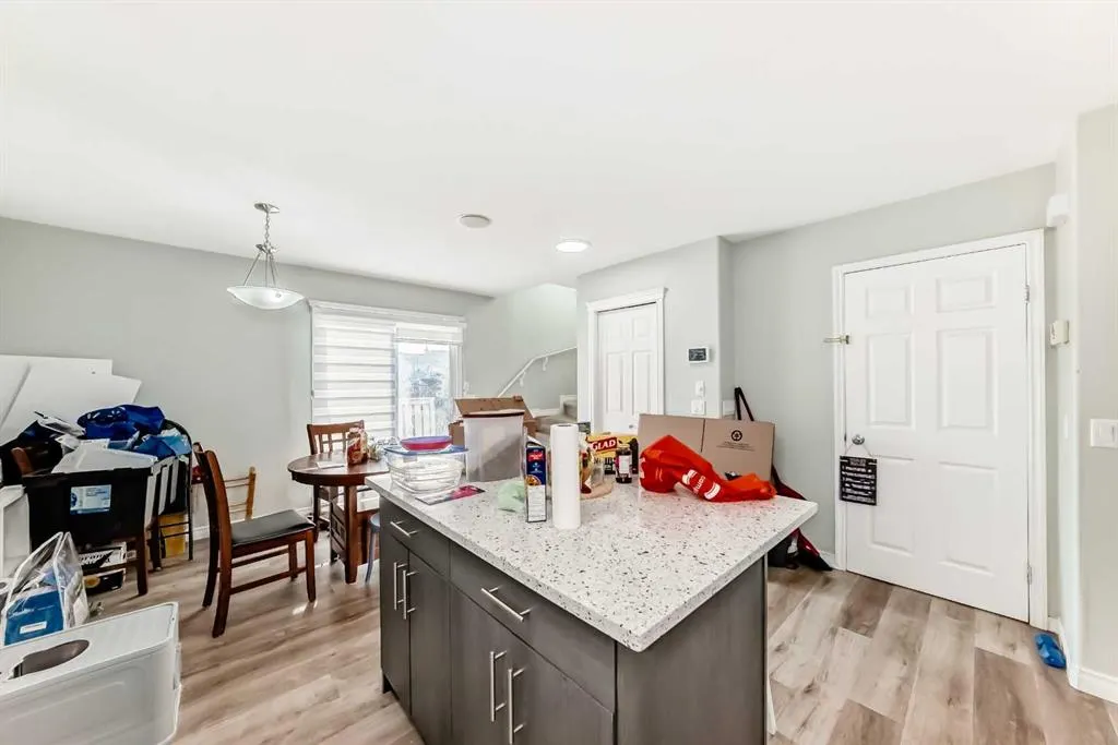 59 Tarington Way NE