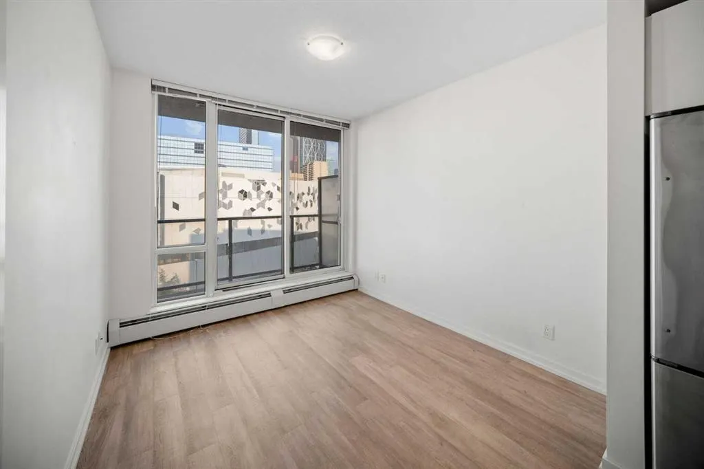 450 8 Avenue SE, #805