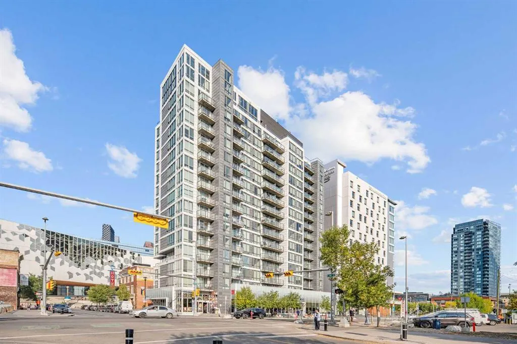 450 8 Avenue SE, #805