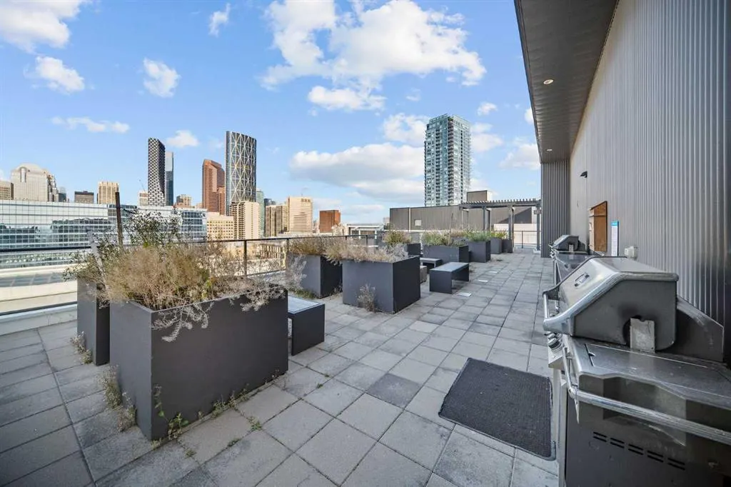 450 8 Avenue SE, #805