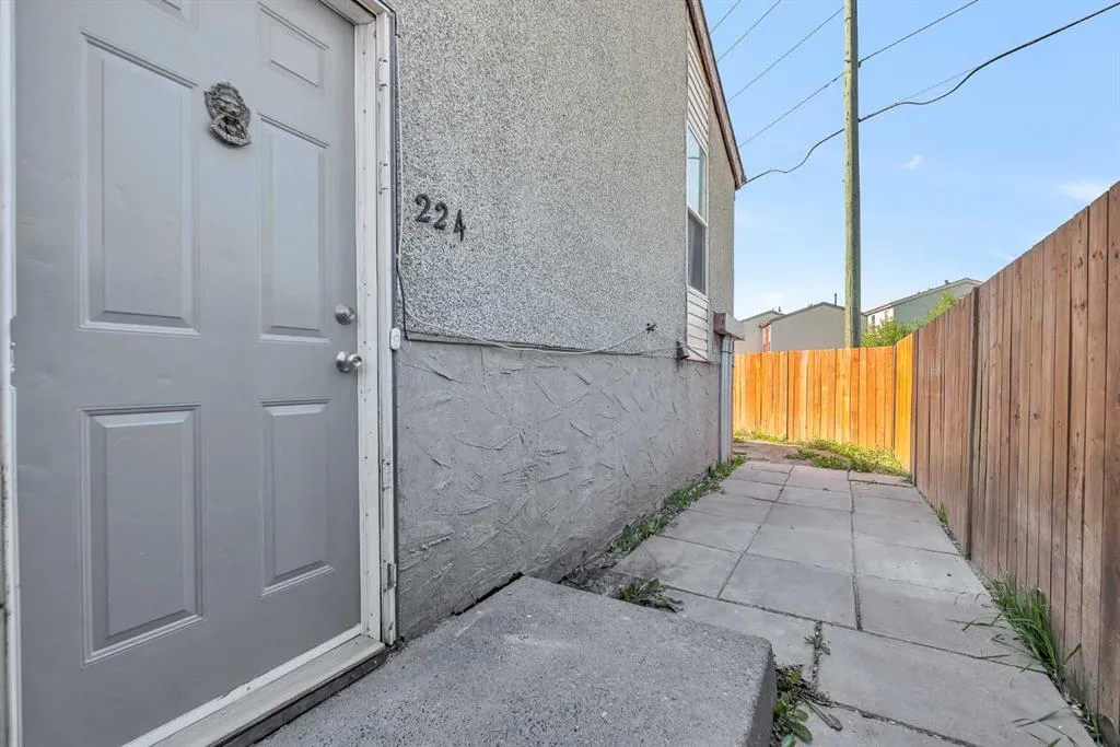 224 Pensville Close SE