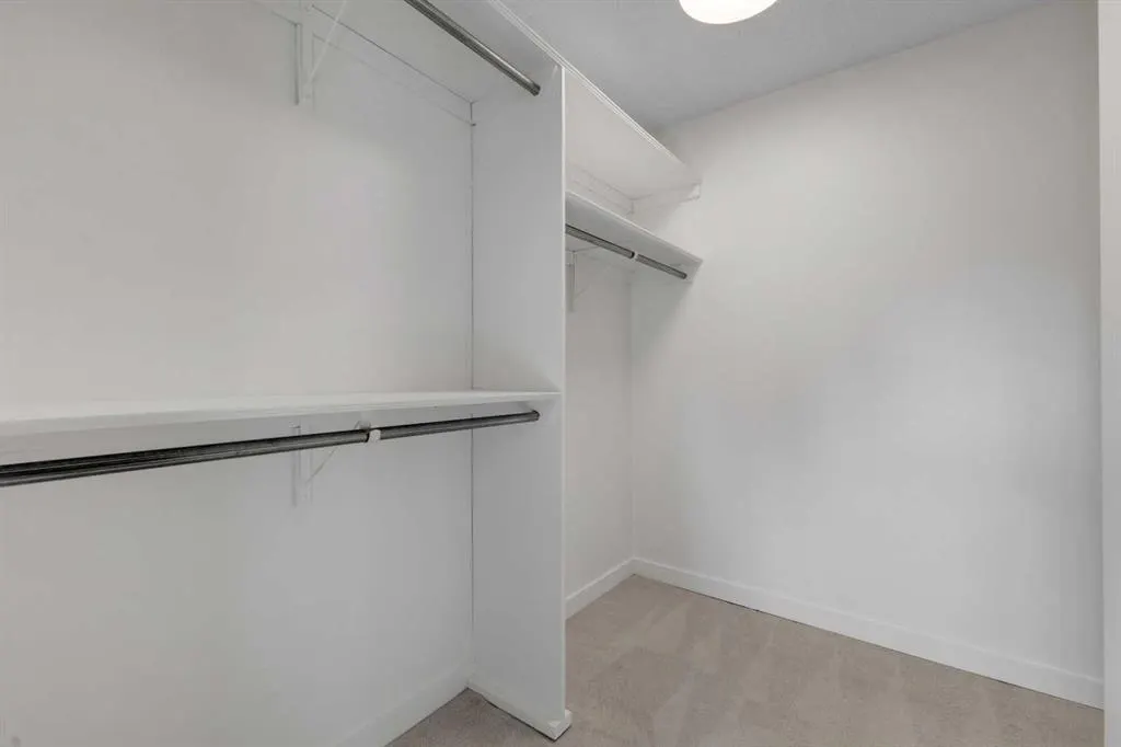 200 Shawnessy Drive SW, #14