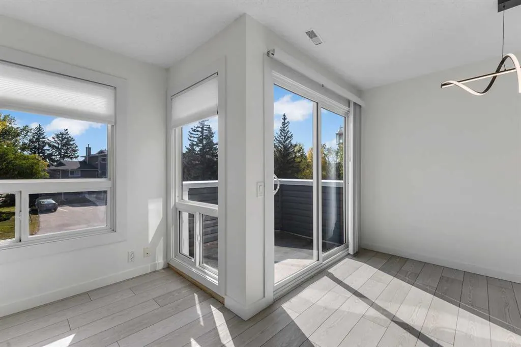 200 Shawnessy Drive SW, #14
