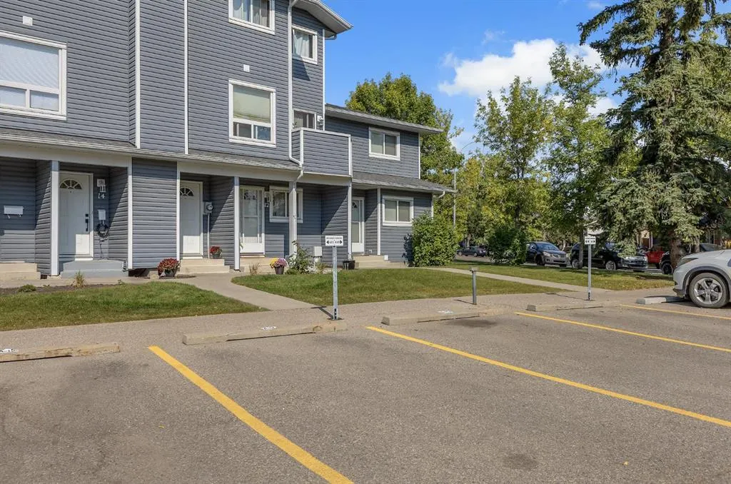 200 Shawnessy Drive SW, #14