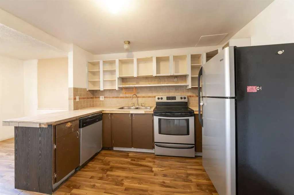 17 3 Avenue E, #7