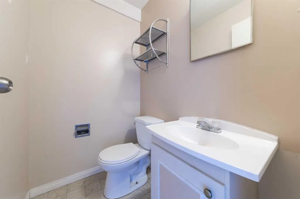 17 3 Avenue E, #7