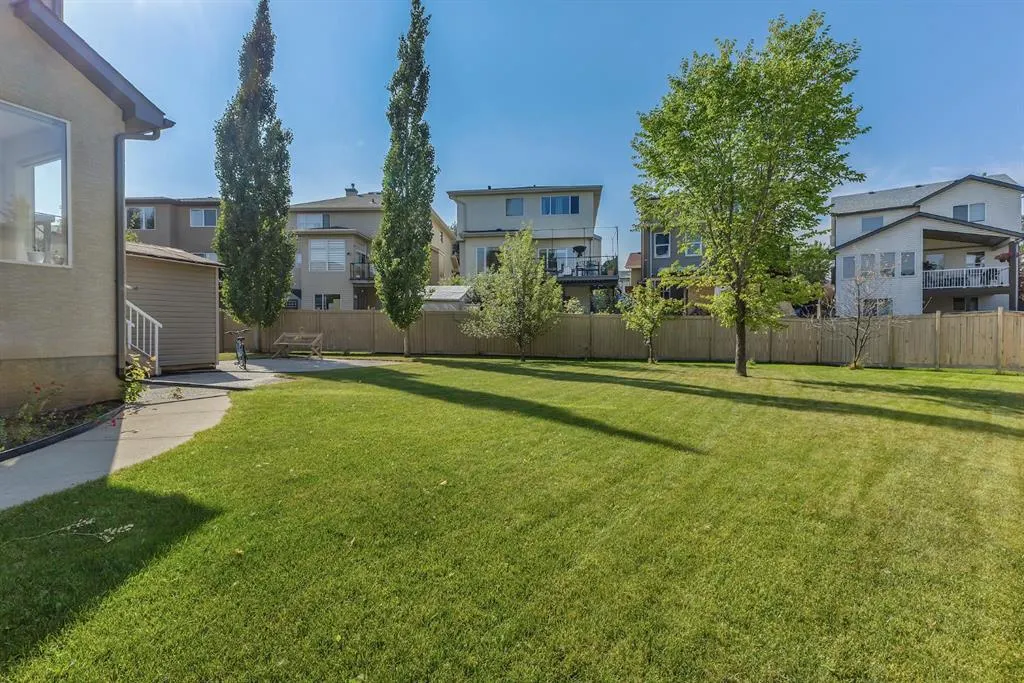 173 Panamount Green NW