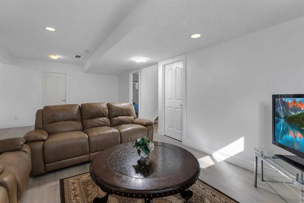 173 Panamount Green NW