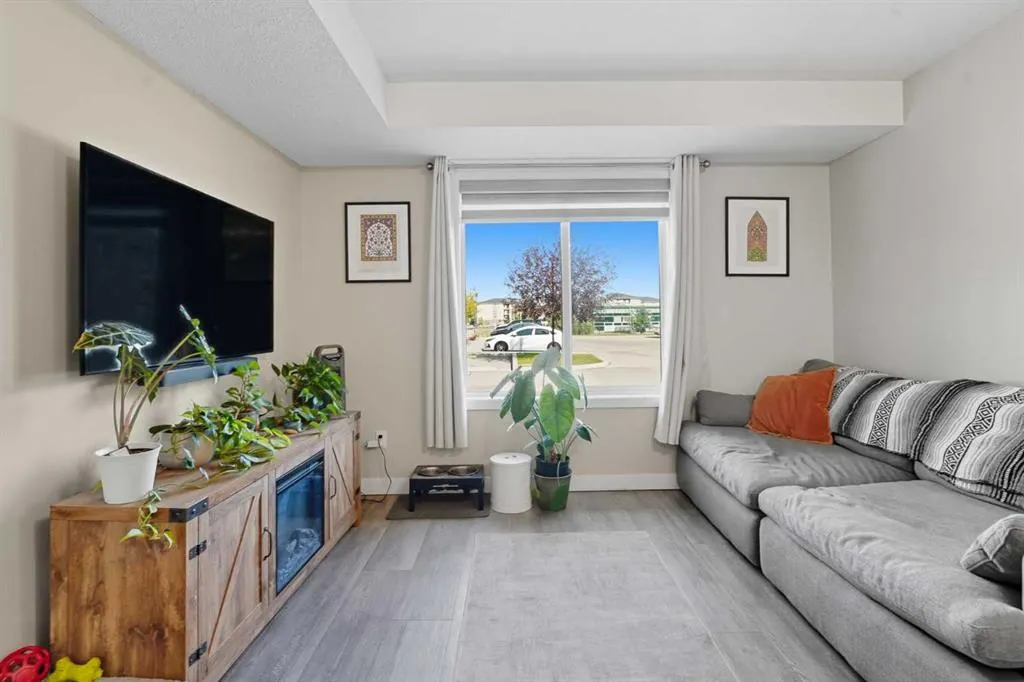2781 Chinook Winds Drive SW, #14104