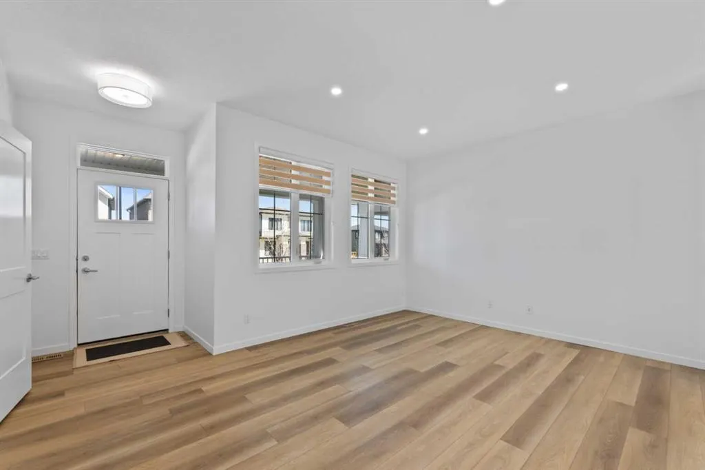 55 Alpine Drive SW