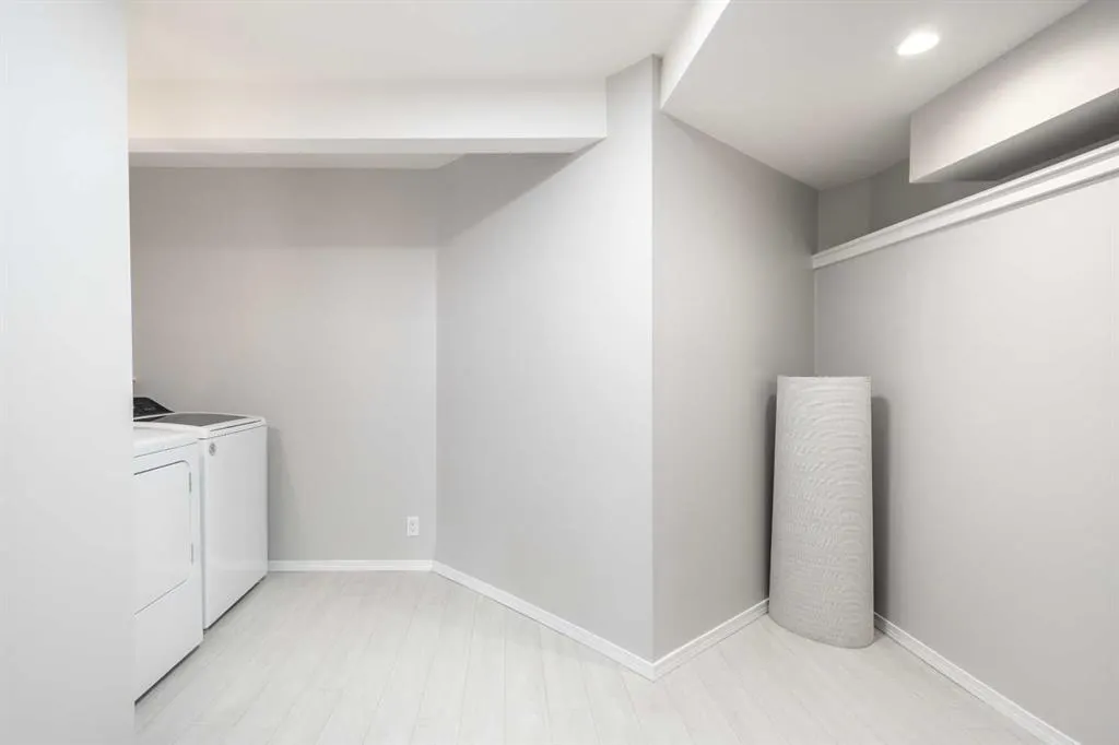 72 Christie Park Hill SW