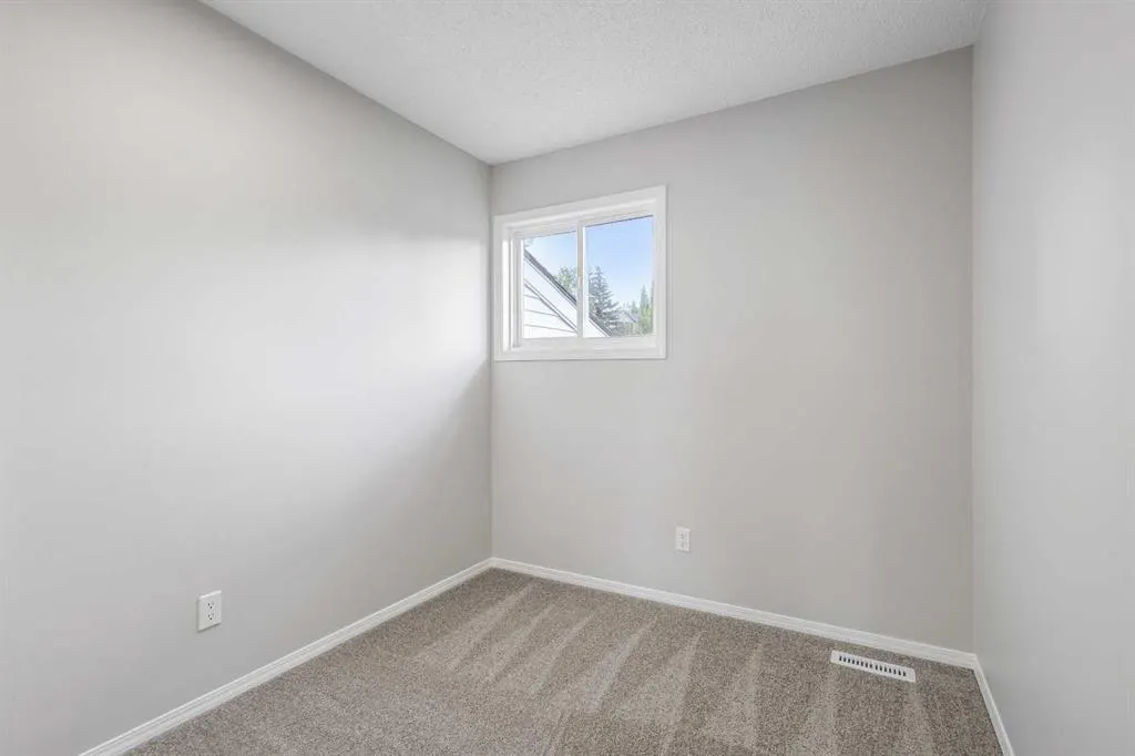72 Christie Park Hill SW