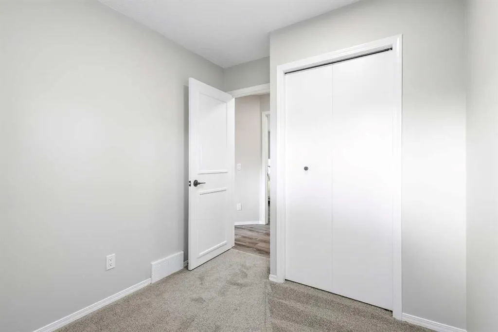 72 Christie Park Hill SW