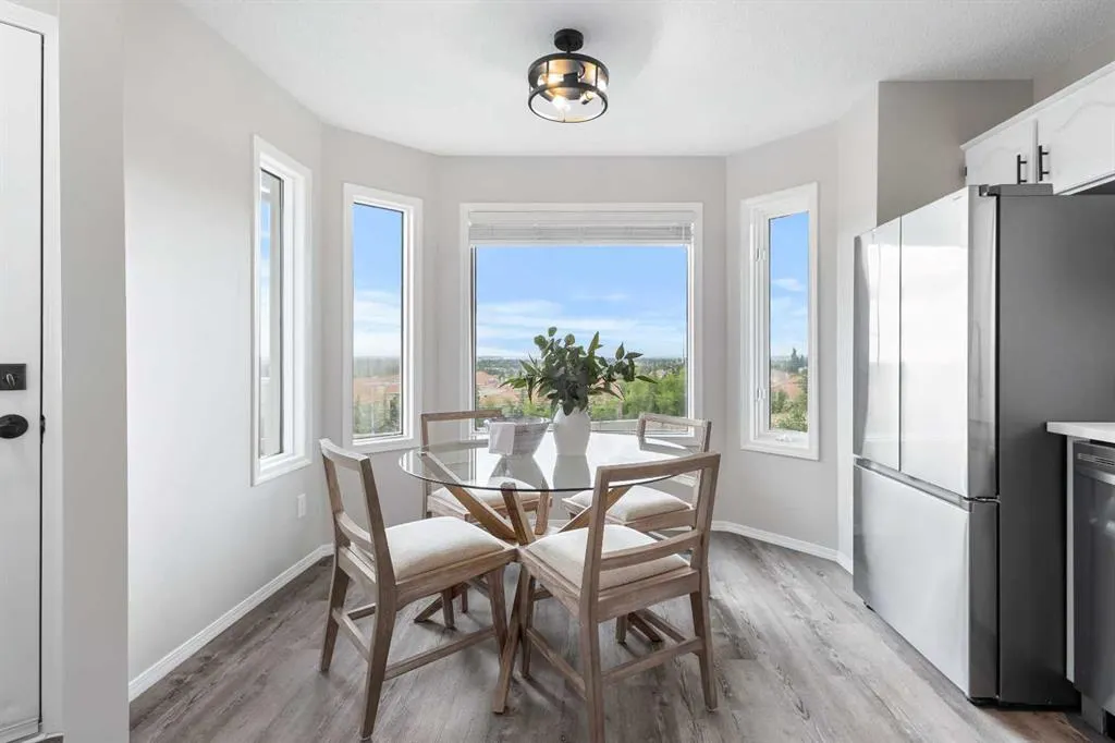 72 Christie Park Hill SW