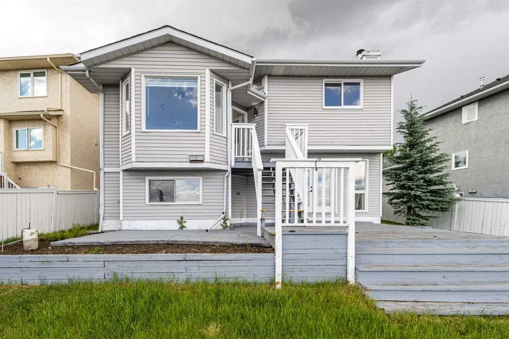 72 Christie Park Hill SW