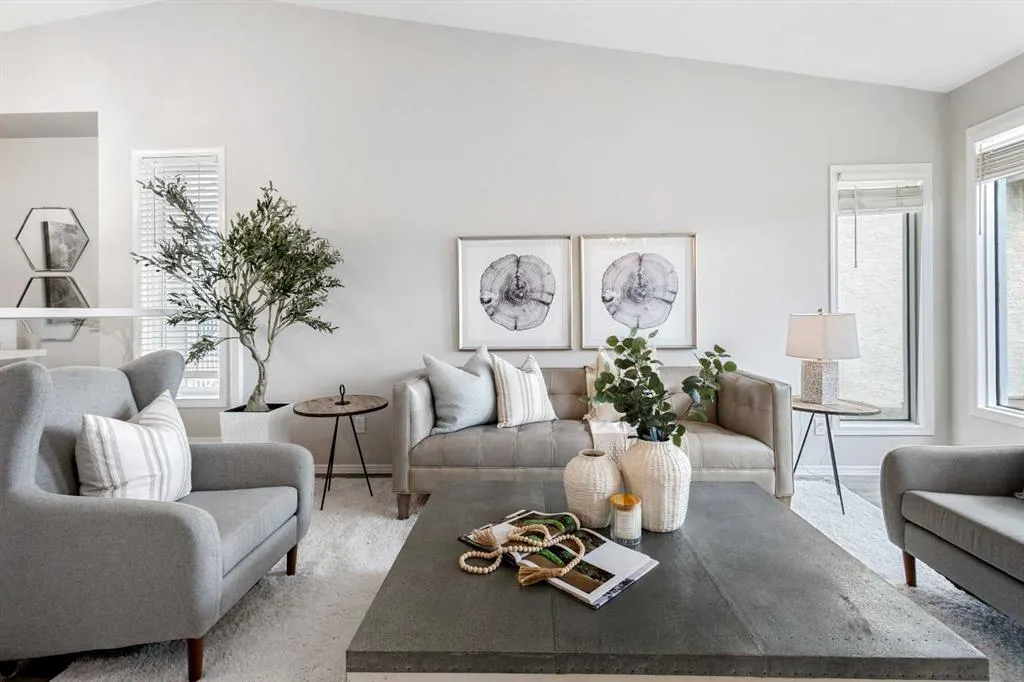 72 Christie Park Hill SW