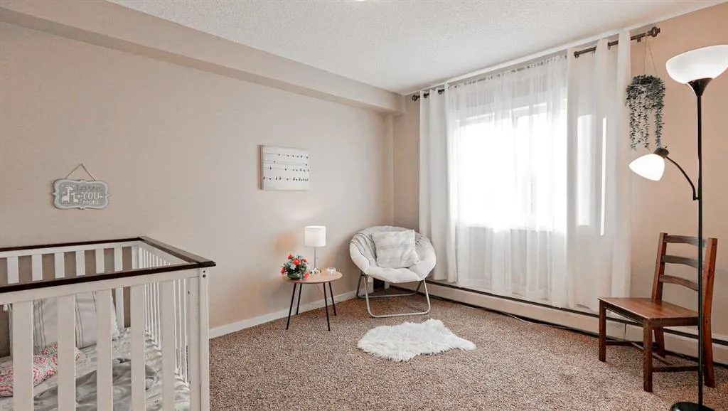 2987 Dunmore Road SE, #201